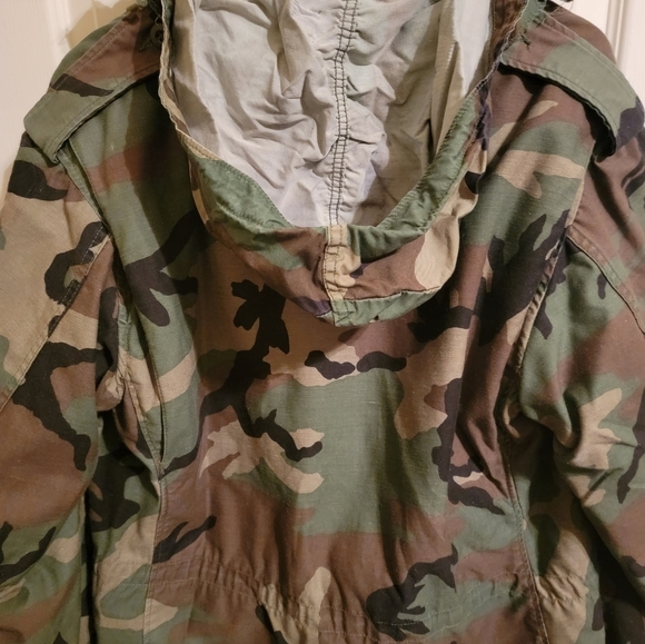 Vintage Woodland Camo Military Field Jacket Men's Medium Long military - Picture 7 of 8